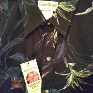 Mens Floral Hawaiian casual shirt